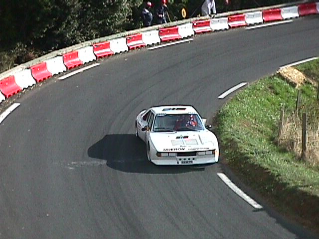 Georges Qu�ron sur son Anima 420 num�ro 205 dans le virage 16 de la 3 �me mont�e