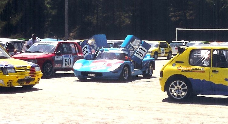 La Jid� de Jean Bugnazet - Delphine Ousset au parc ferm� du d�part