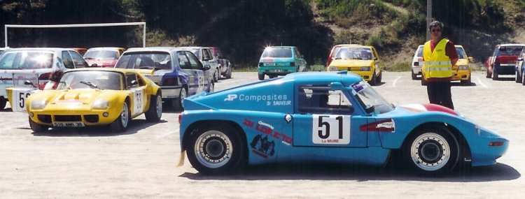 Les deux Jid� au parc ferm� du d�part